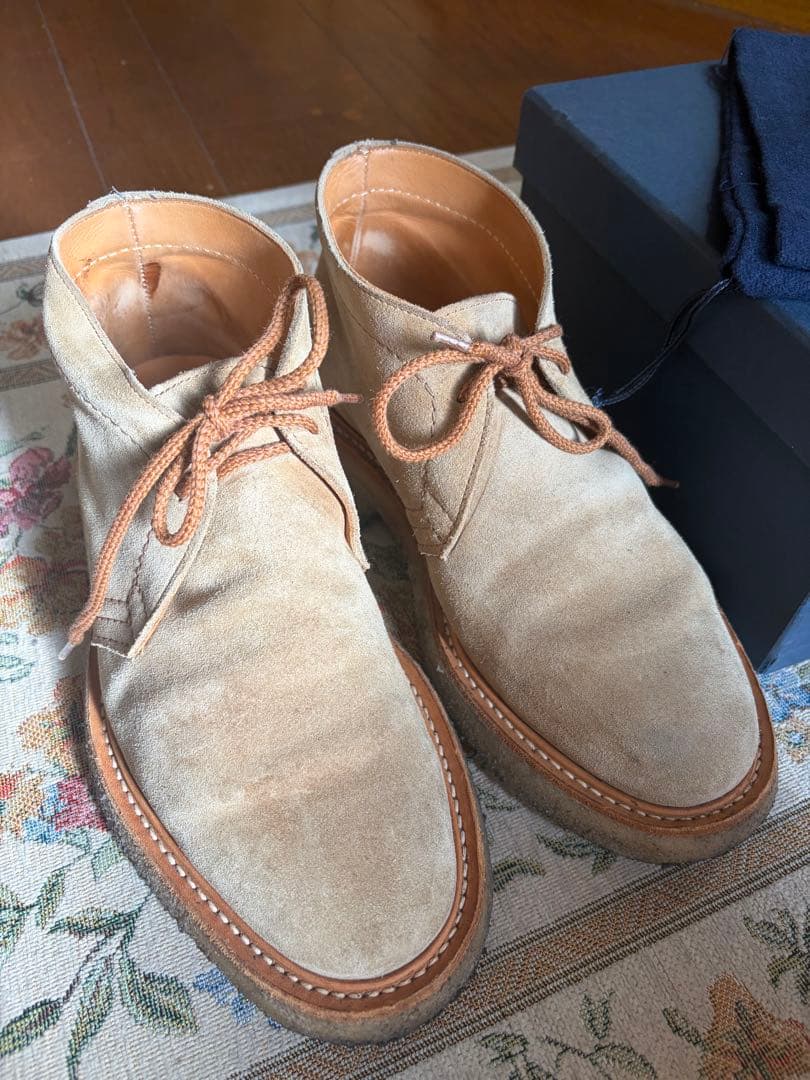 Tricker's SAND SUEDE デザートブーツ / ボーイズマーケット - メルカリ