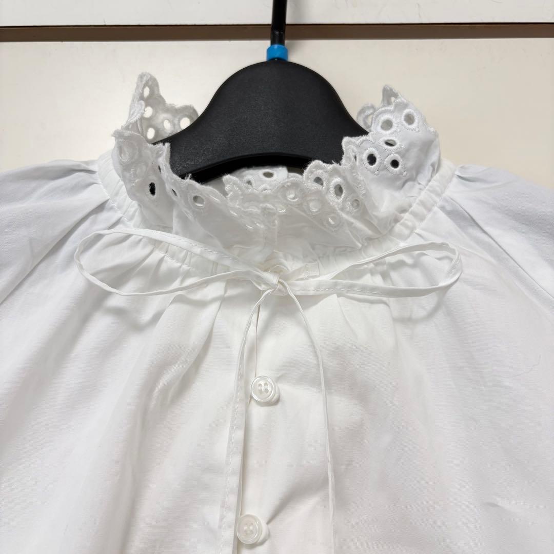 新品 アルページュストーリー 刺繍 レース ブラウス 白 - メルカリ