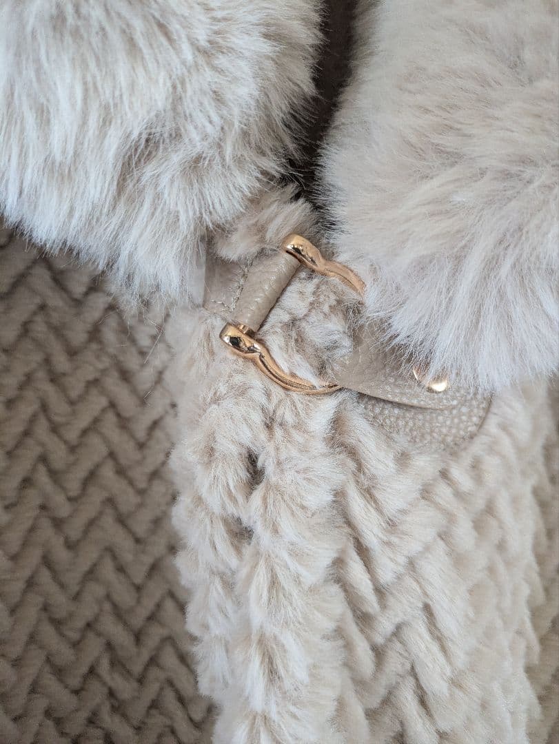 ISHIKAWA-LABO（イシカワラボ）ファー付きポンチョ【タグ付き