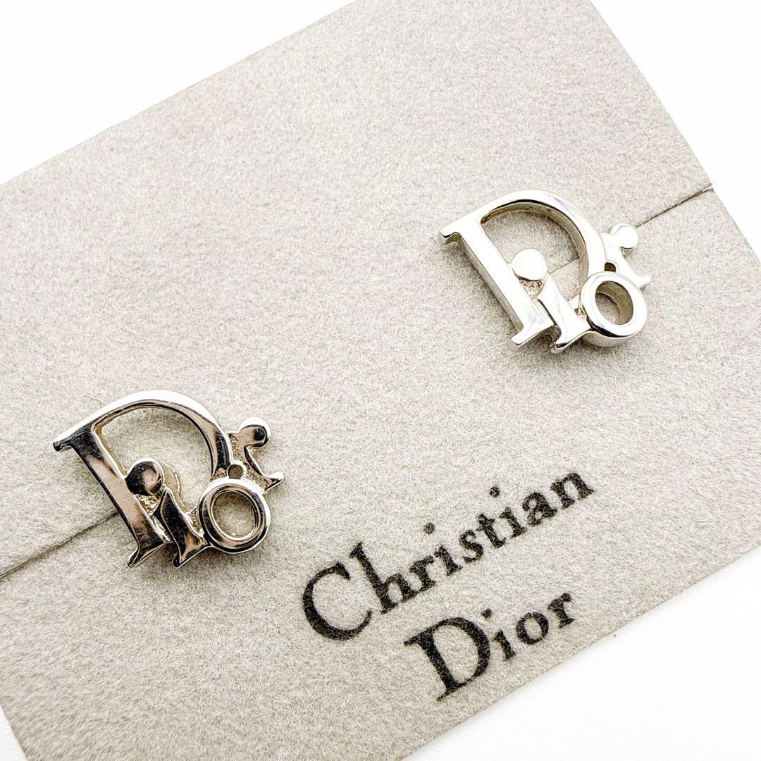 3064 極美品✨ Dior ピアス CD ロゴ 希少 刻印 - メルカリ