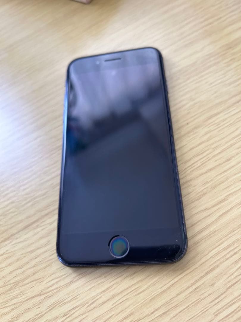 iPhone8 初期化済み　64GB Apple iPhone 8 64GB 本体 中古 simフリー 初期化済の通販はau PAY