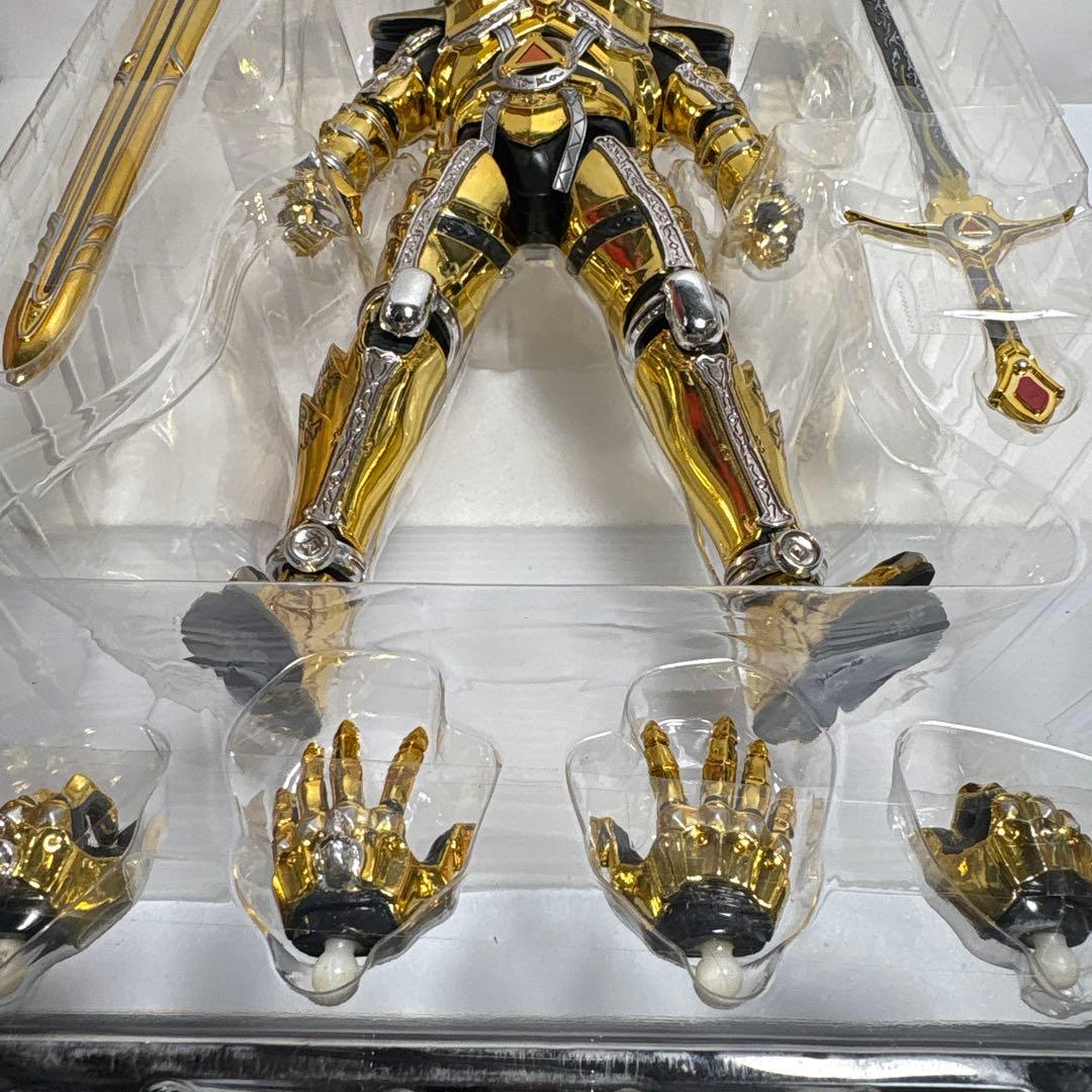 白*狗様 特価品 キラメキビト煌人 魔戒騎士ガロ 牙狼 12インチ 黄金