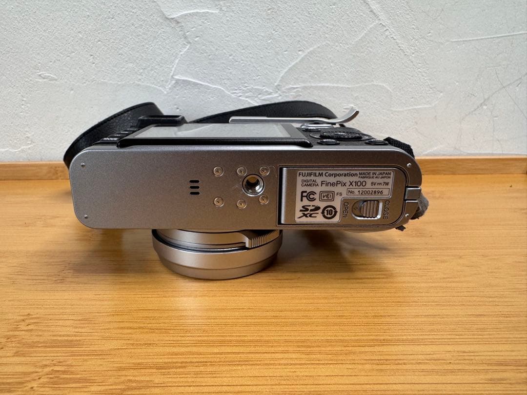 やさいのようせい様 専用】Fujifilm FinePix X100