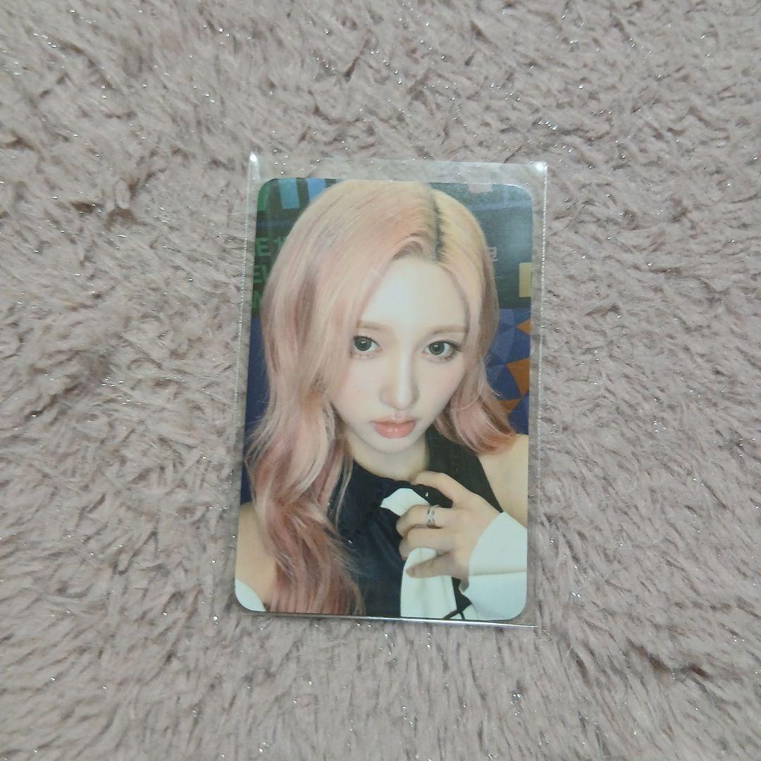 ive withmuu 8.0 ガウル トレカ - メルカリ