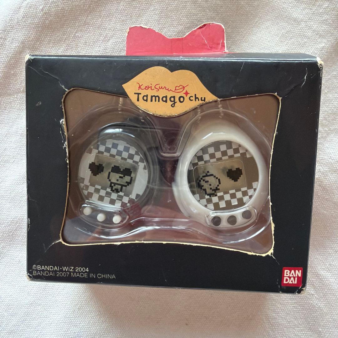 新品未使用】レア 希少 恋するたまごっちゅ BLACK＆WHITE バンダイ