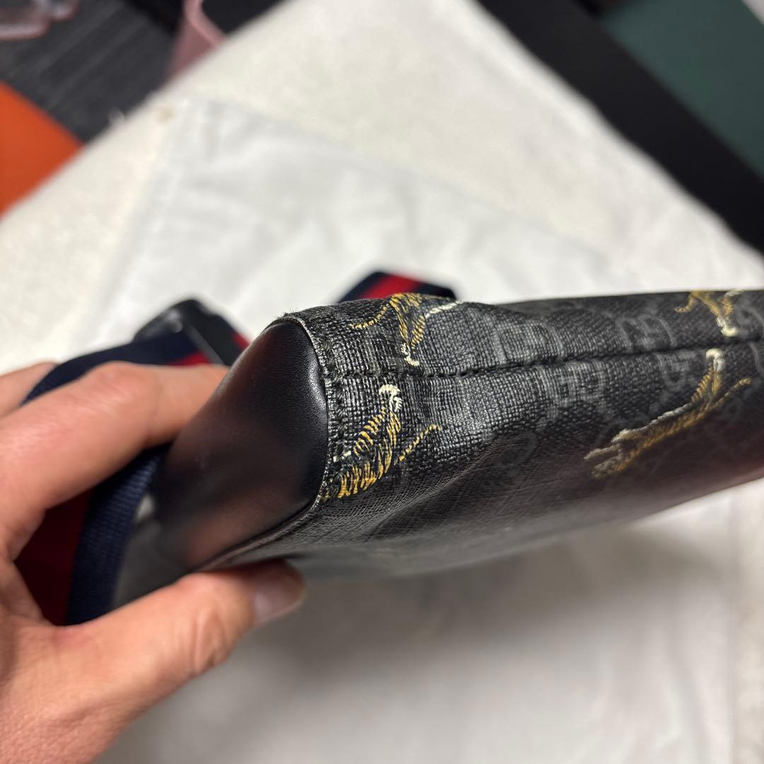 希少GUCCI グッチ ショルダーバッグ GGスプリーム タイガー - メルカリ