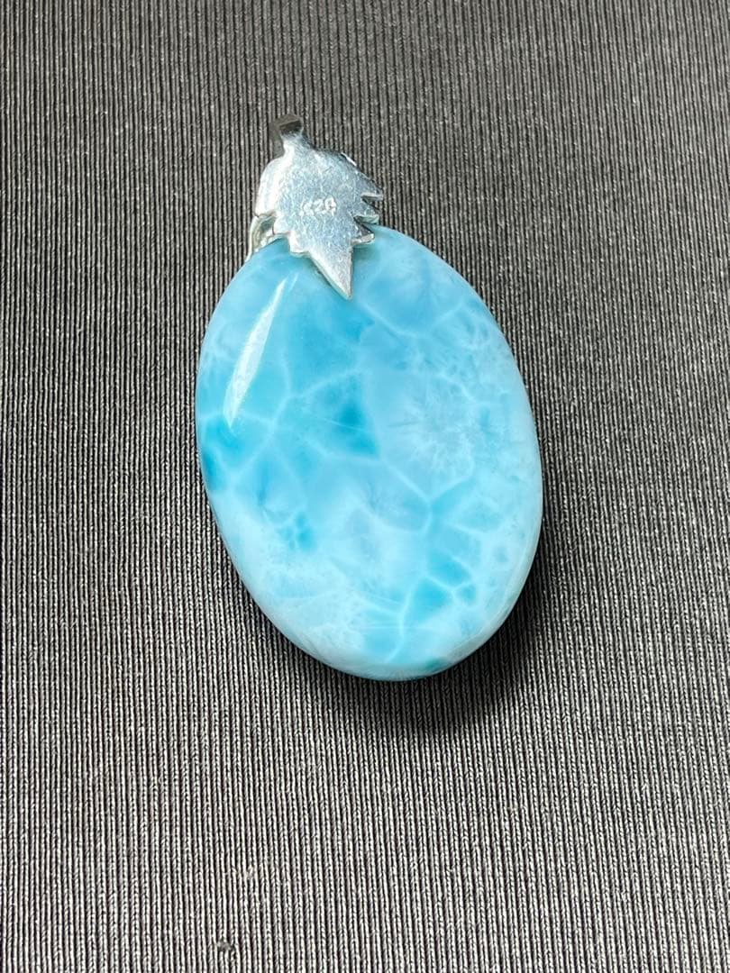 天然石ラリマー☆高品質！オーバル型ペンダントトップ☆リーフ型