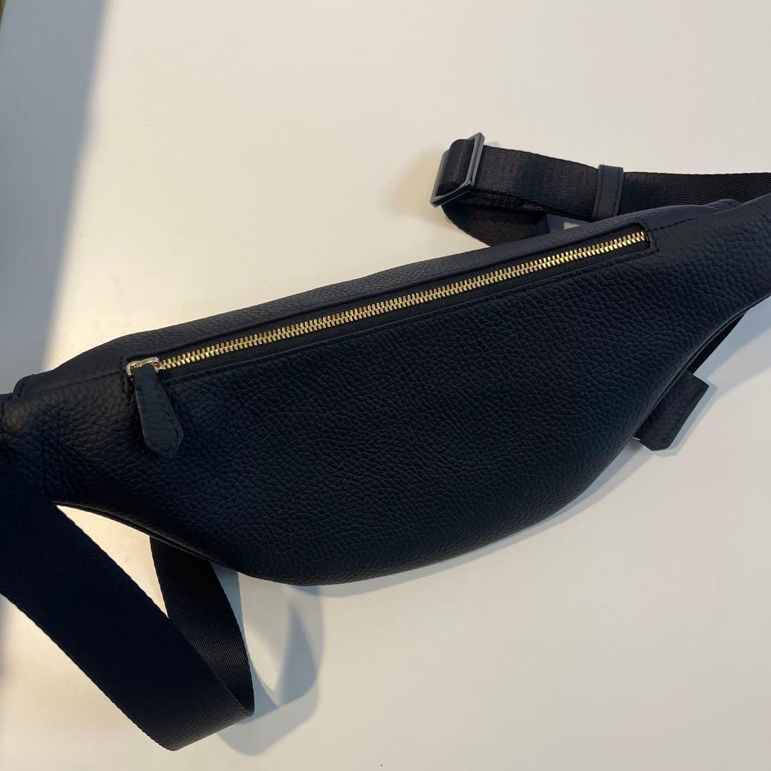 ほぼ新品] MAISON de SABRÉ レザー スリングバッグ