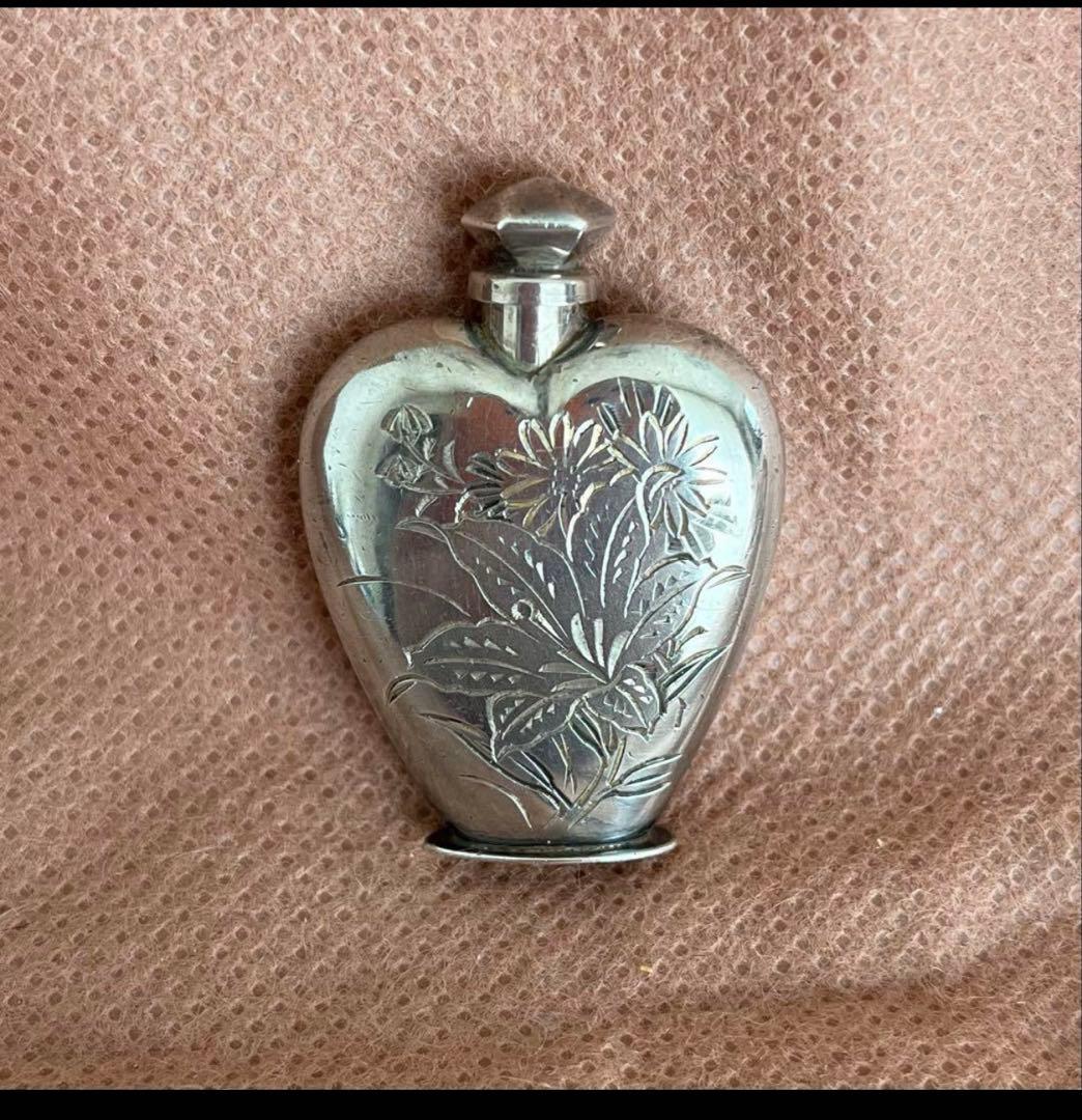 銀製 香水瓶 花の彫刻 SILVER 950 銀製 香水瓶 花の彫刻 SILVER 950