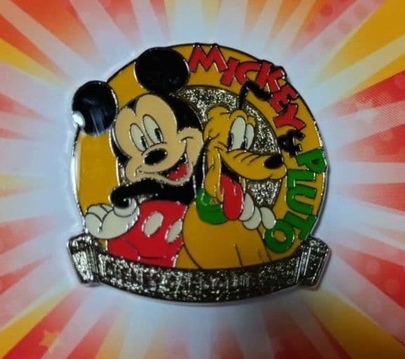 ミッキー・プルート メタルピンバッジ 2020 - メルカリ