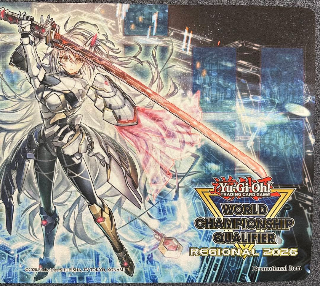 即日発送【新品未使用】閃刀姫=ゼロ WCQ 2026 プレイマット - メルカリ