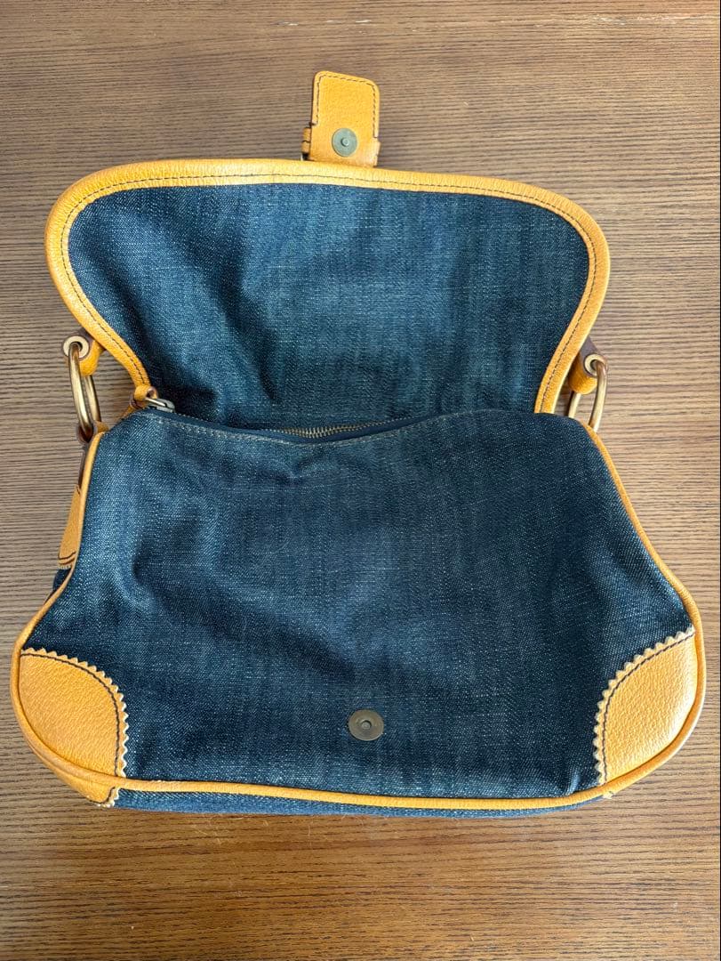 ル*フ様 【miumiu】イタリア製・デニム異素材コンビバッグ - メルカリ