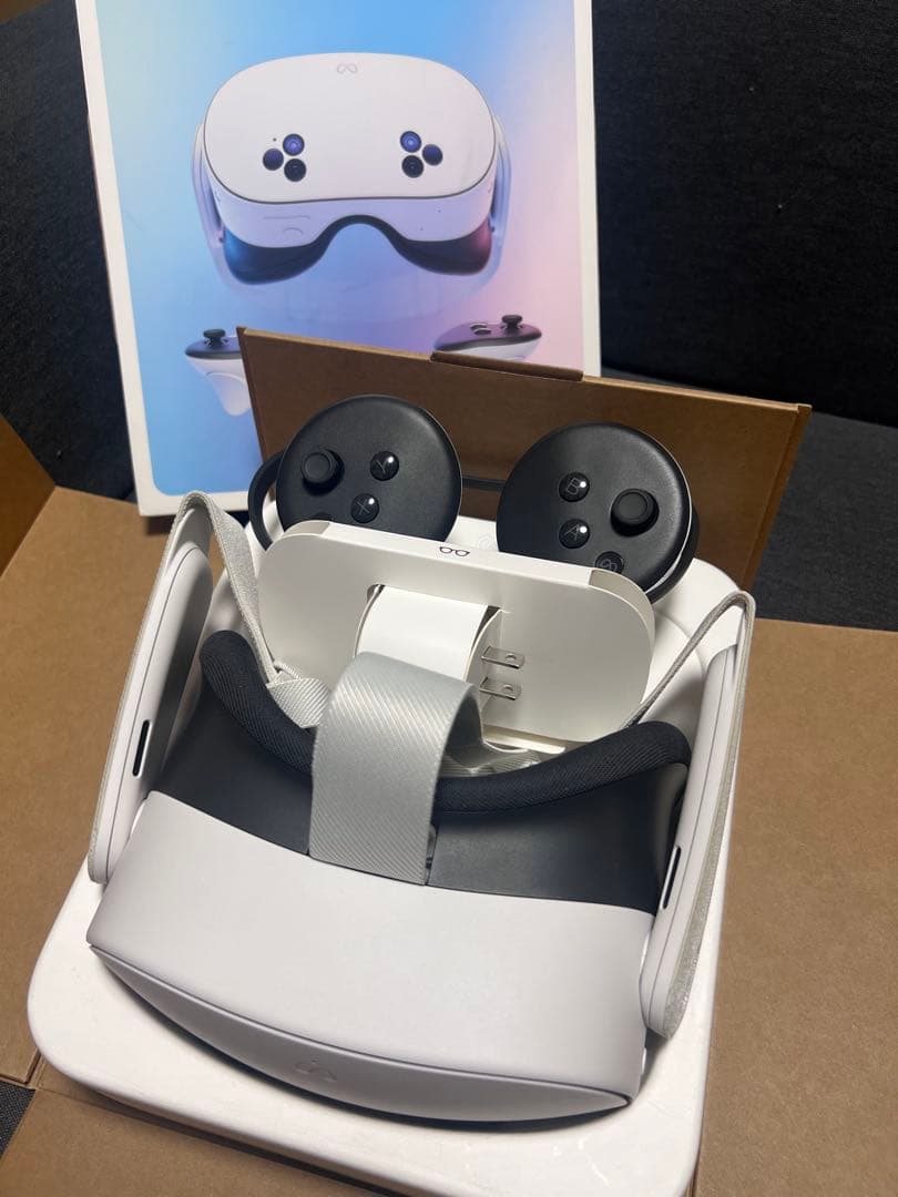  quest3s 128GB おまけ付き Quest 3S 128GB — Get Batman: Arkham Shadow and a 3 Month Trial of