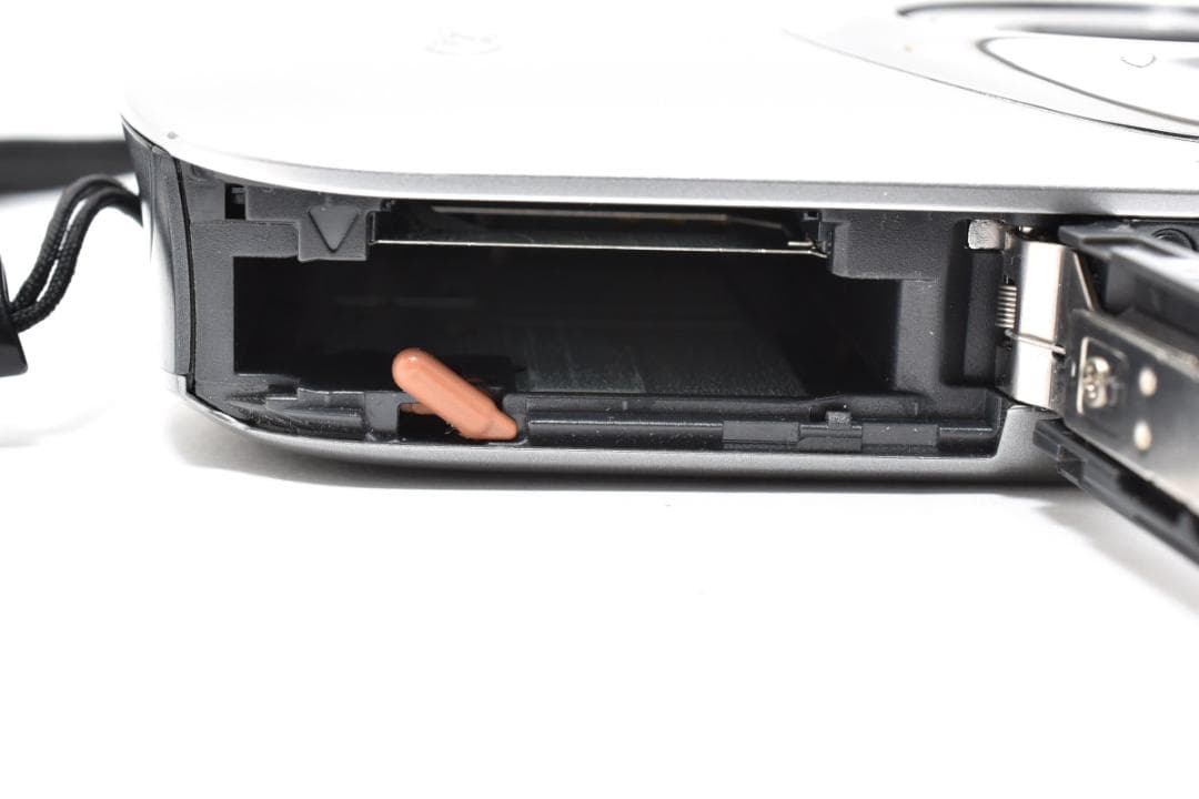 キヤノン　Canon IXY 510 IS シルバー《動作確認済み・SDカード》