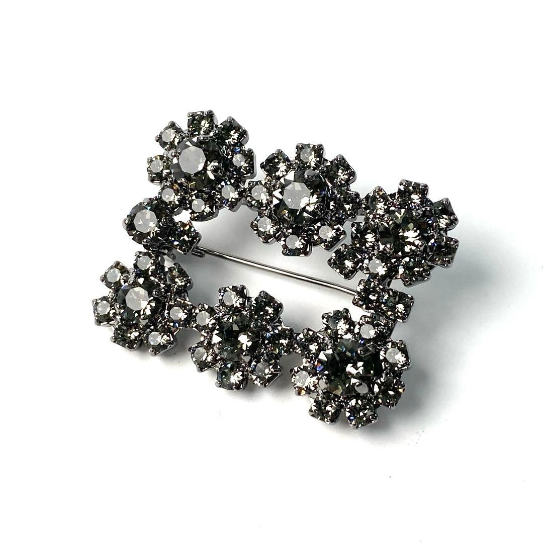 未使用 Roger Vivier エフロレッセンス ブローチ ラインストーン シルバー Woman エフロレッセンス ブローチ REWAC600100AGKPZ9999