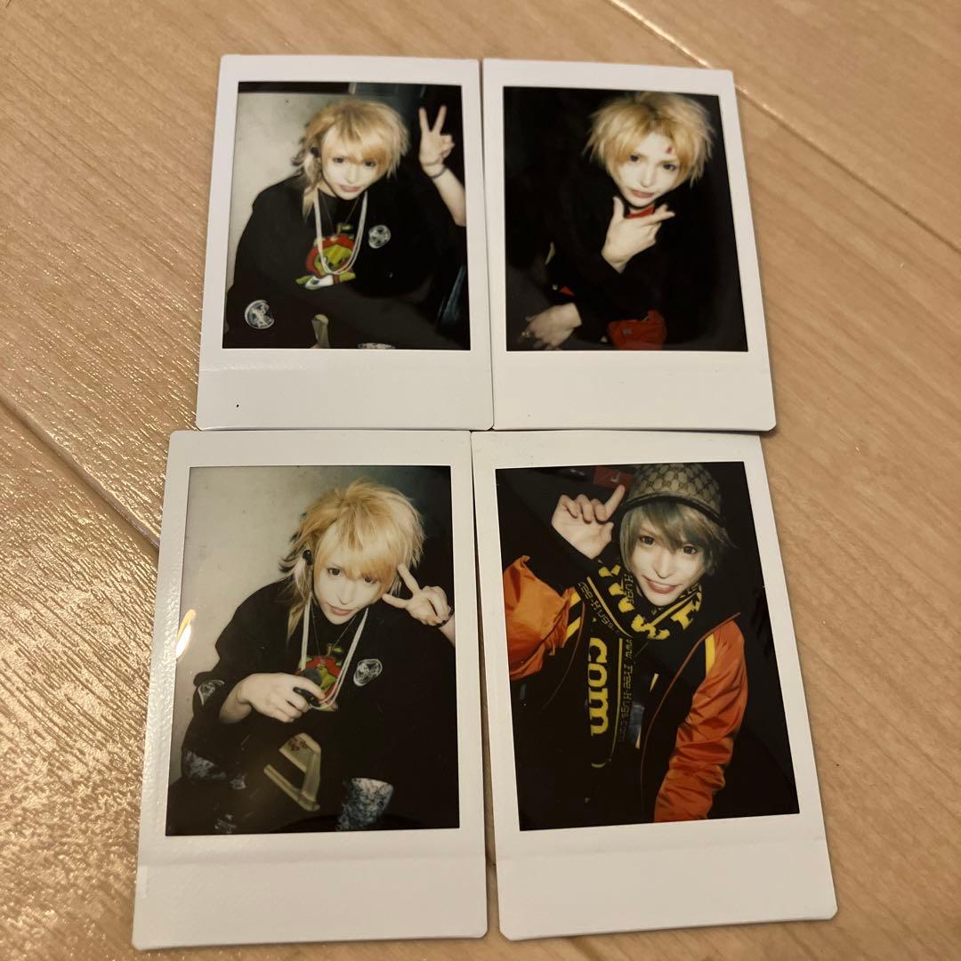 the Raid. 星七 チェキ 4枚 - メルカリ