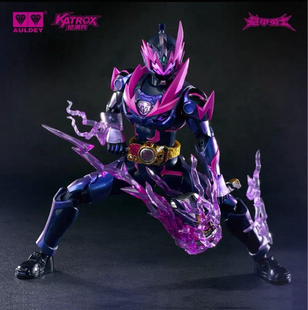 鎧魂 鎧甲勇士 霆耀 可動モデル 完成品 - メルカリ