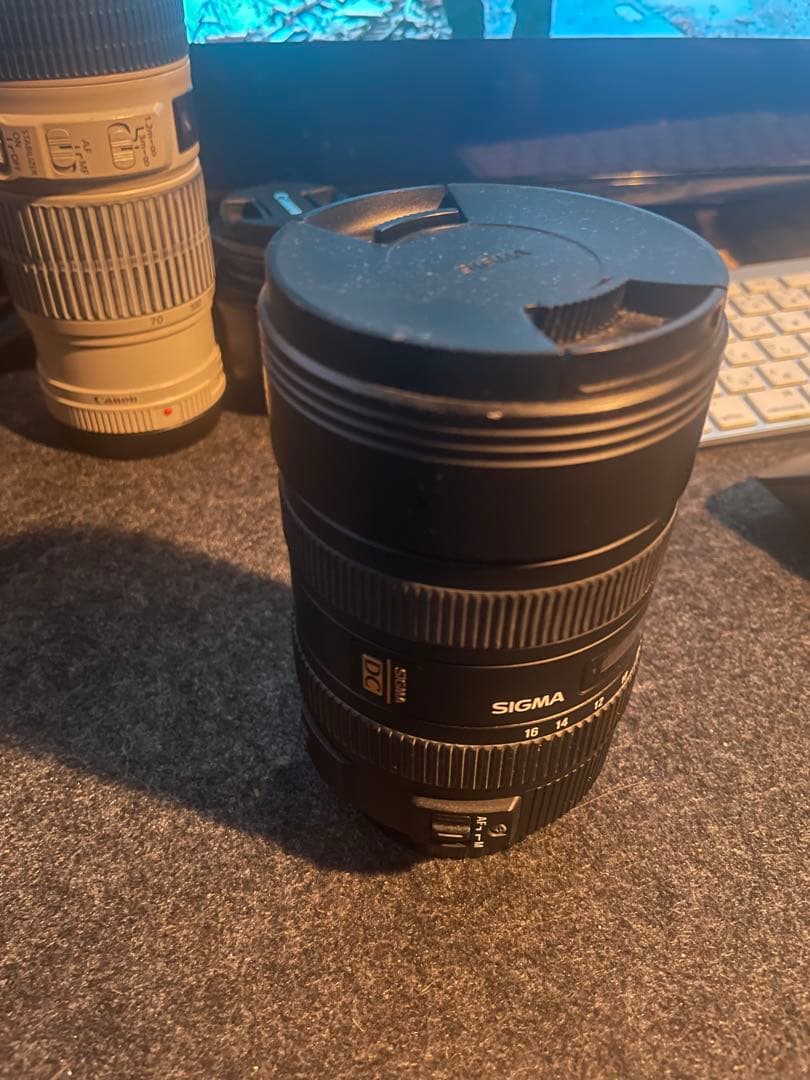 SIGMA 8-16mm f/4.5-5.6 DC HSM 超広角ズームレンズ