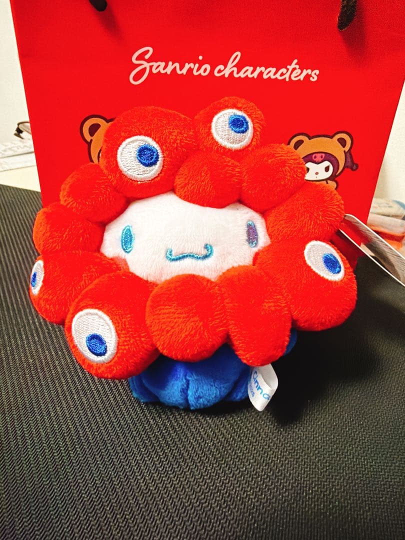 ミャクミャク なりきり サンリオ カラビナBC シナモロール ぬいぐるみ