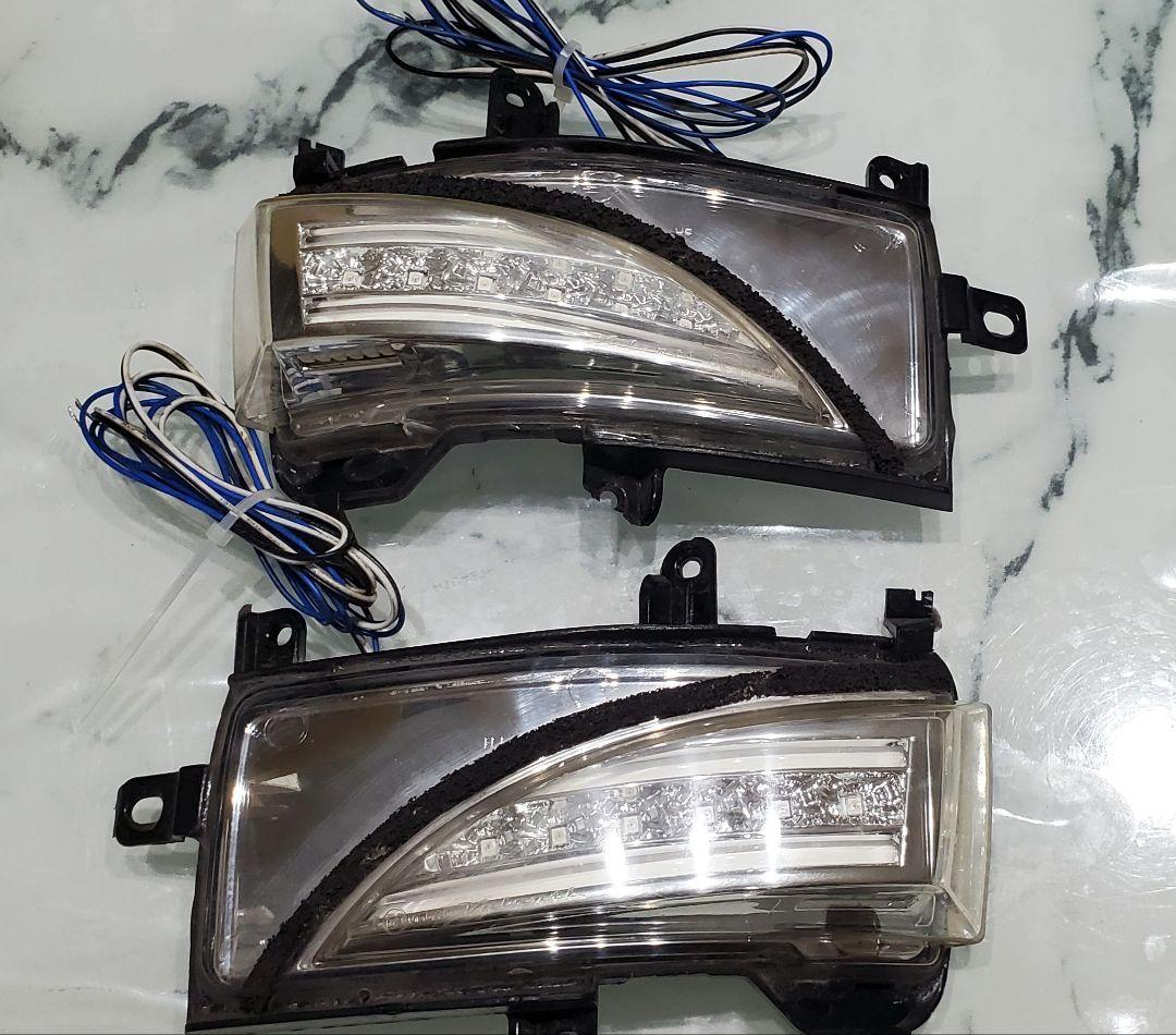 ヴァレンティ LED ドアミラーウインカー(エルグランドE52用) ヴァレンティ ドアミラーウィンカー取付（日産 エルグランド・E52）by