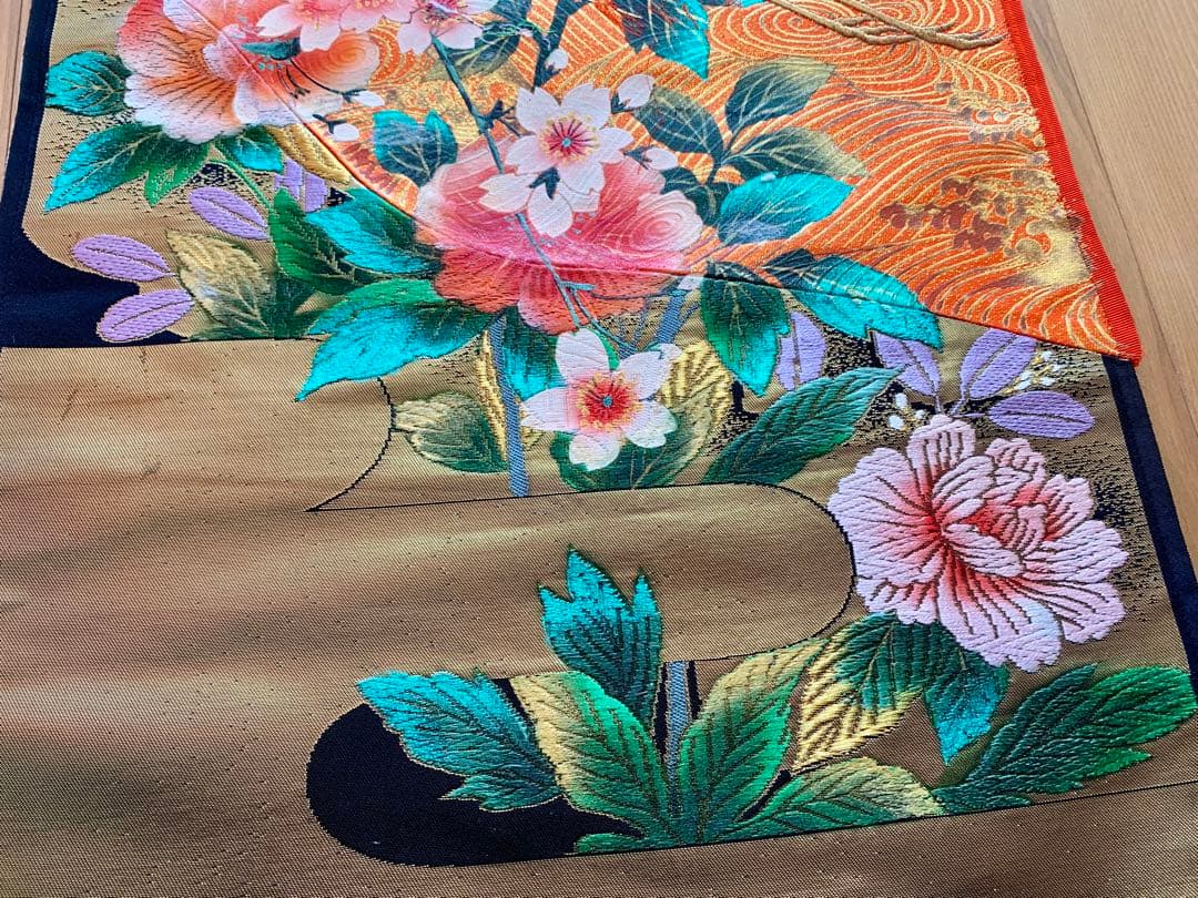 ☆京都発・豪華絢爛・新品 西陣織打掛 鶴 織物・タペストリー！ - メルカリ