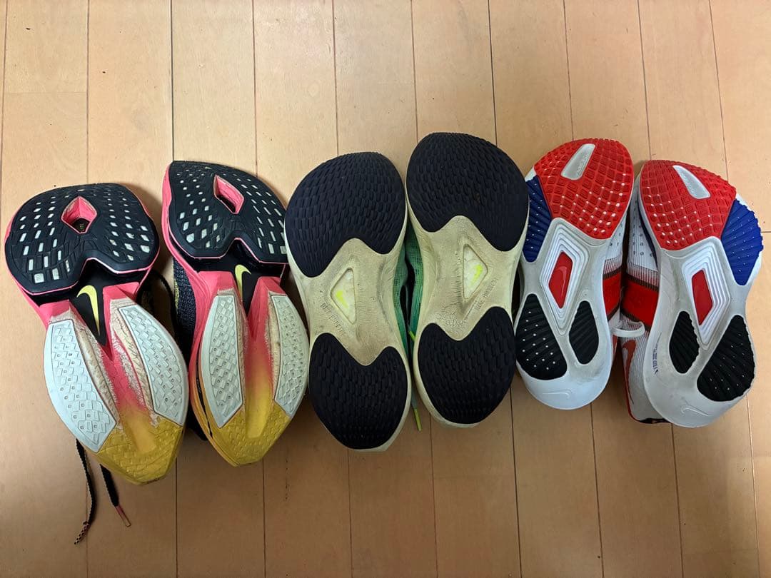 ナイキランニングシューズ3足 23.5cm αフライ2／ズームFLY5／ライバル