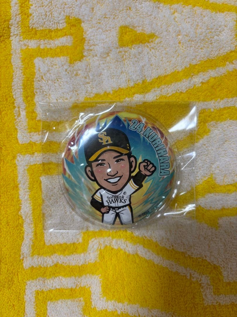 栗原陵矢 若鷹ガチャ 缶バッジ - メルカリ