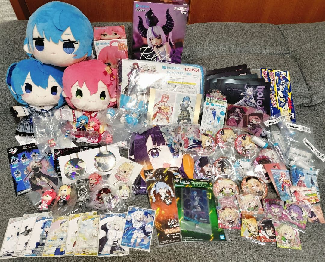 ホロライブ hololive グッズ まとめ売り 60点以上 - メルカリ