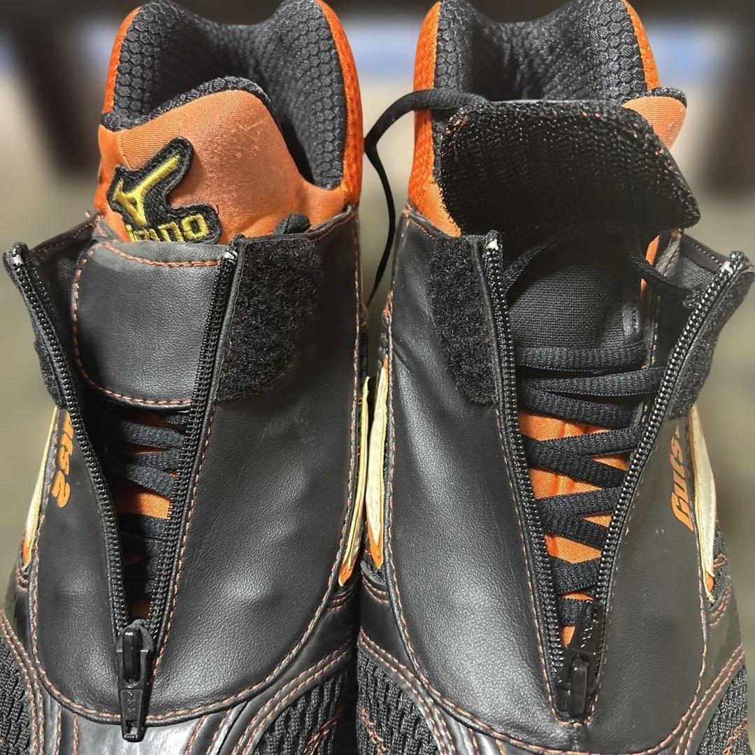 コ*チ様 小笠原道大氏　レプリカスパイク　27.5cm MIZUNO