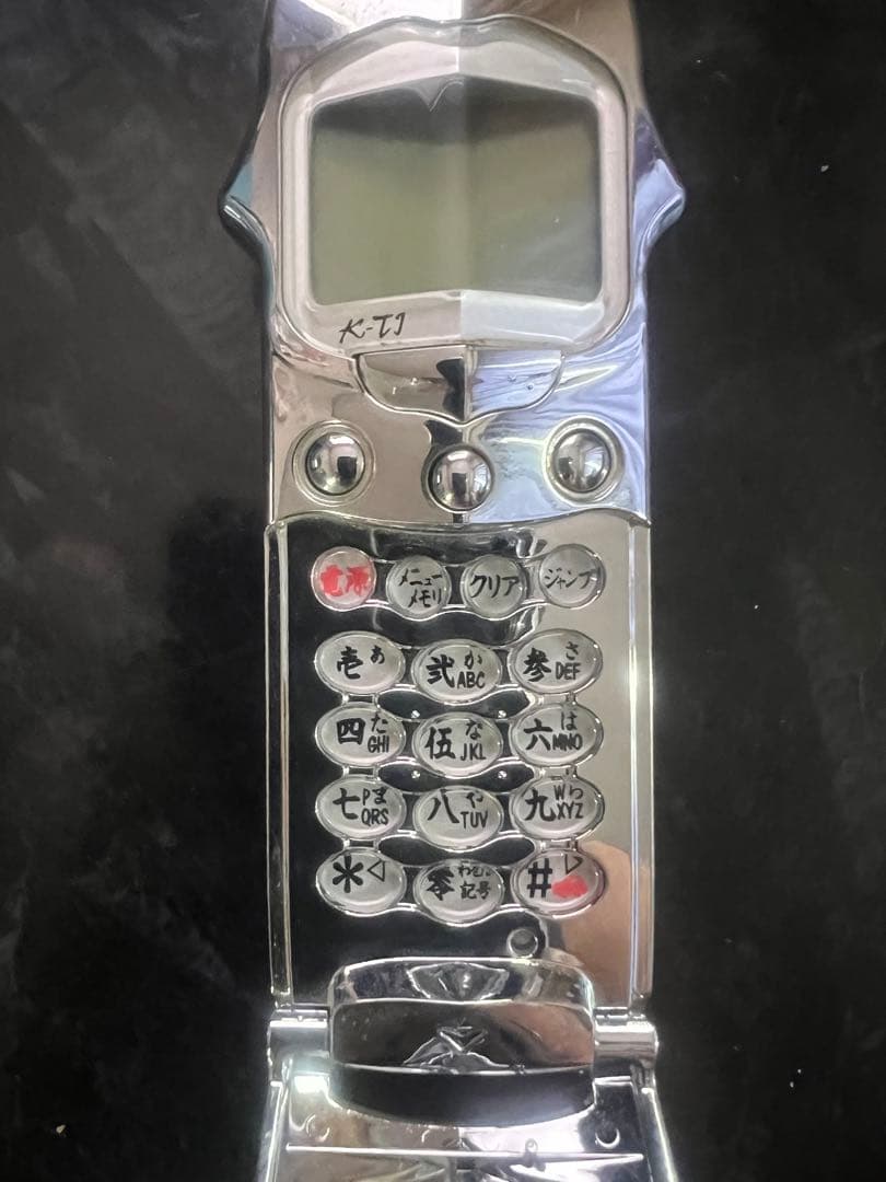 激レア】石井竜也さんデザイン携帯電話 K-TI - メルカリ