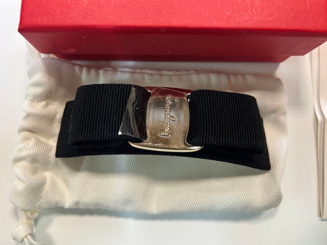 新品未使用 フェラガモ Salvatore Ferragamo リボンバレッタ - メルカリ