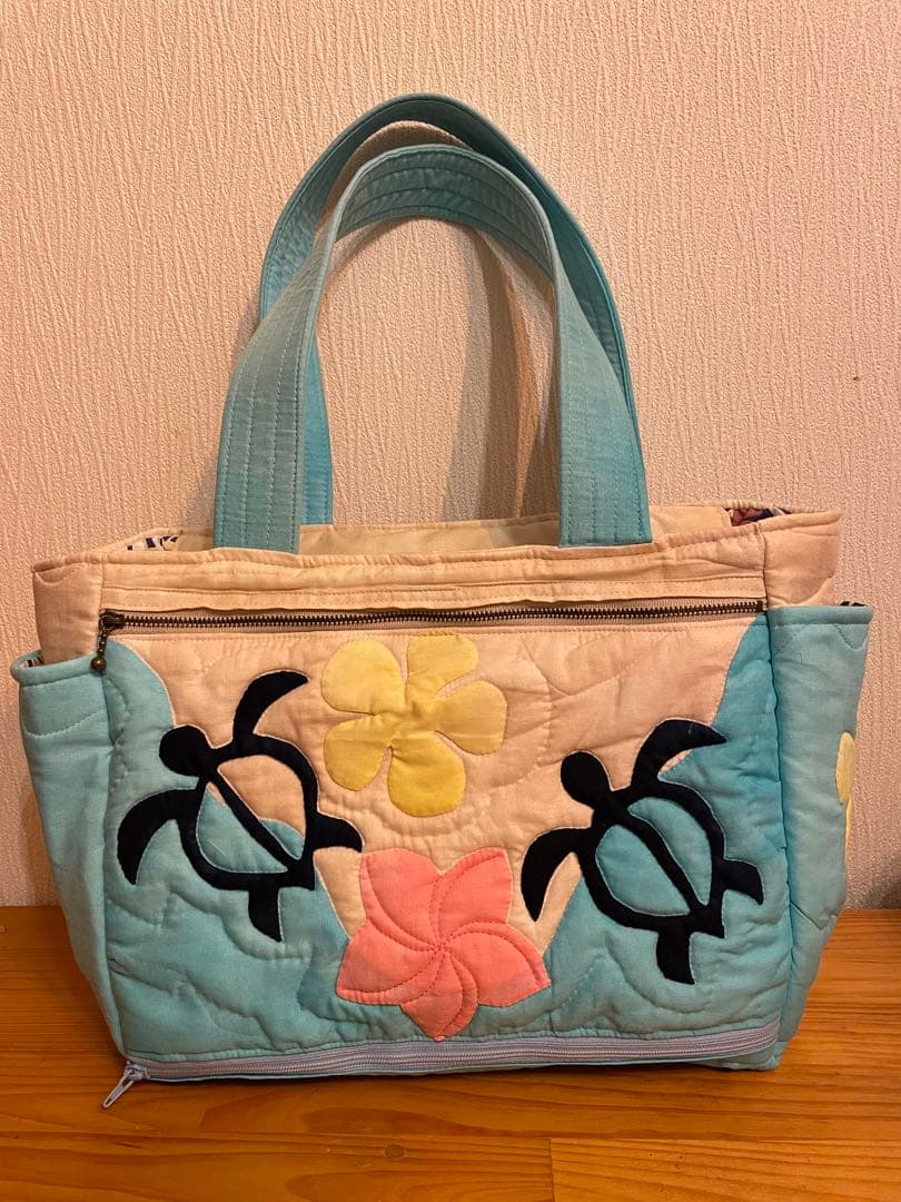 ハワイアンキルト　トートバッグ　キャリーオン キャシーマム ランチバッグ ハワイアンキルト柄 トートバッグ ハウオリ