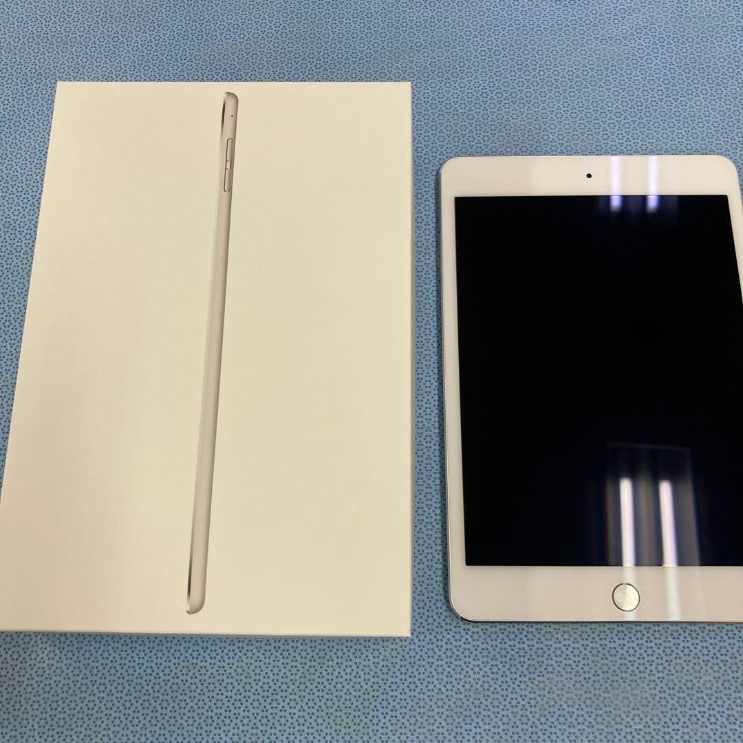 iPad mini 4 128GB Wi-Fiモデル シルバー 第4世代 Amazon.co.jp: 【整備済み品】 Apple iPad mini 4 Wi-Fi + Cellular