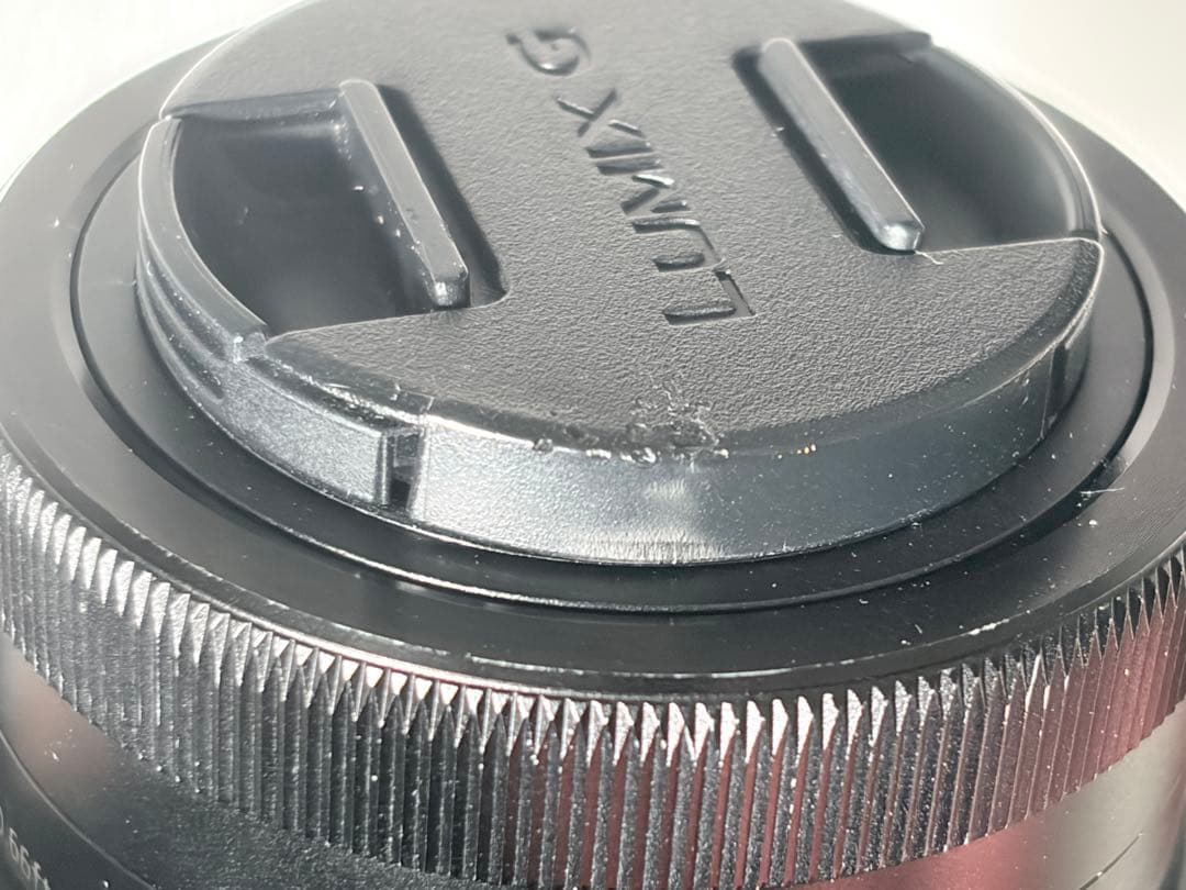 m*n様 LUMIX DC-G100V ブラック 三脚付き