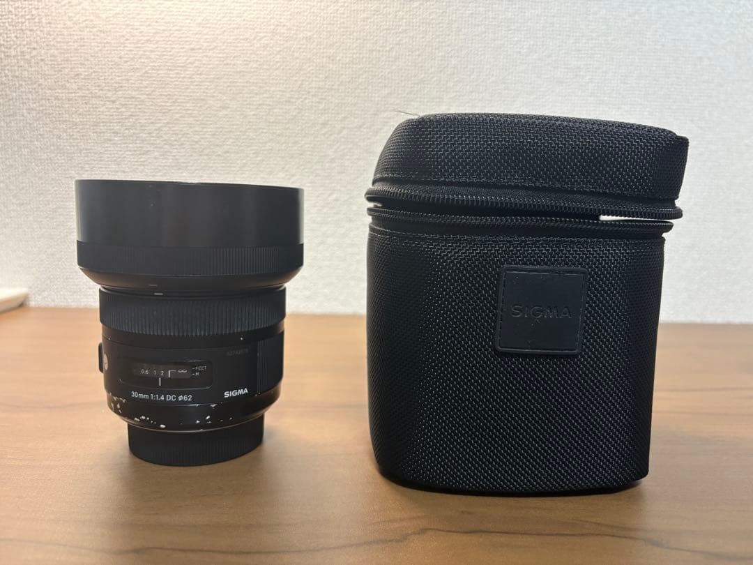 SIGMA 30mm F1.4 DG HSM ニコンFマウント Amazon.com : Sigma 30mm f/1.4 EX DC HSM Lens for Nikon Digital SLR