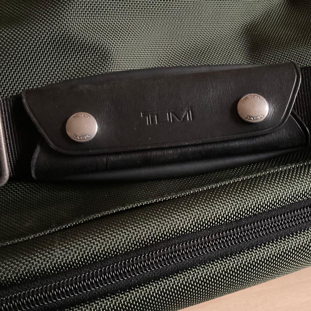 TUMI ビジネスバッグ オリーブグリーン - メルカリ