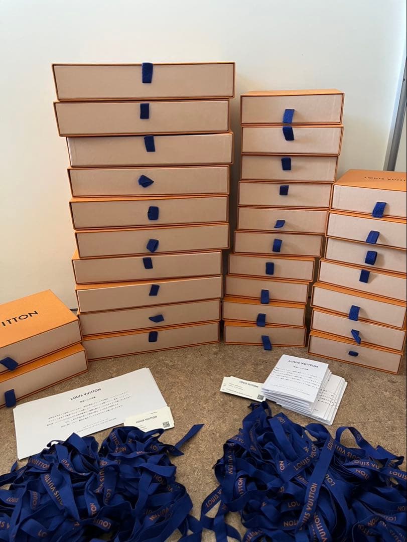 LOUIS VUITTONルイヴィトン 保存用空箱 29箱セット - メルカリ