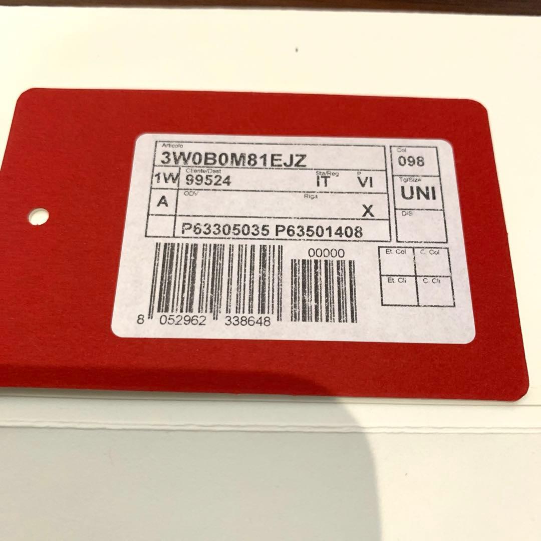 white さま ヴァレンティノ ロックスタッズ トップハンドル - メルカリ