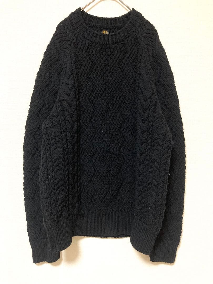 バトナー　ウール　幾何柄　ケーブルニット　セーター　メンズ　ブラック　黒　2 BATONER（バトナー）の「＜BATONER（バトナー）＞ クラシック ケーブル