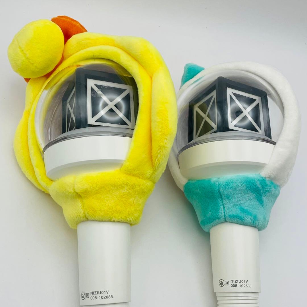 NiziU オフィシャルライトスティックx2 ライトカバー(マコ、マユカ