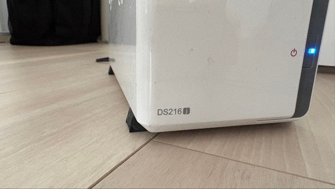 Synology NAS ホワイト DS216j動作確認済 - メルカリ