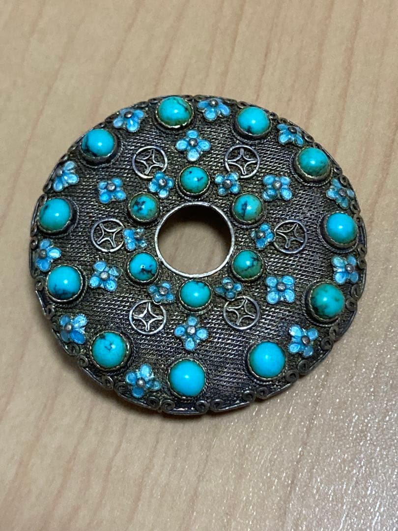 ヴィンテージ フィリグリー ブローチ ヴィンテージ フィリグリー ブローチ 銀細工 透かし編み ライン