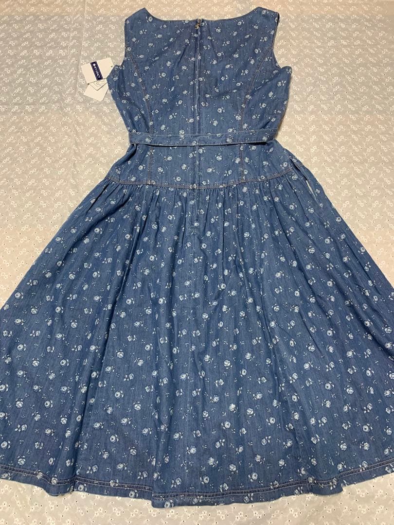 エムズグレイシー☆小花モチーフデニムワンピース - メルカリ