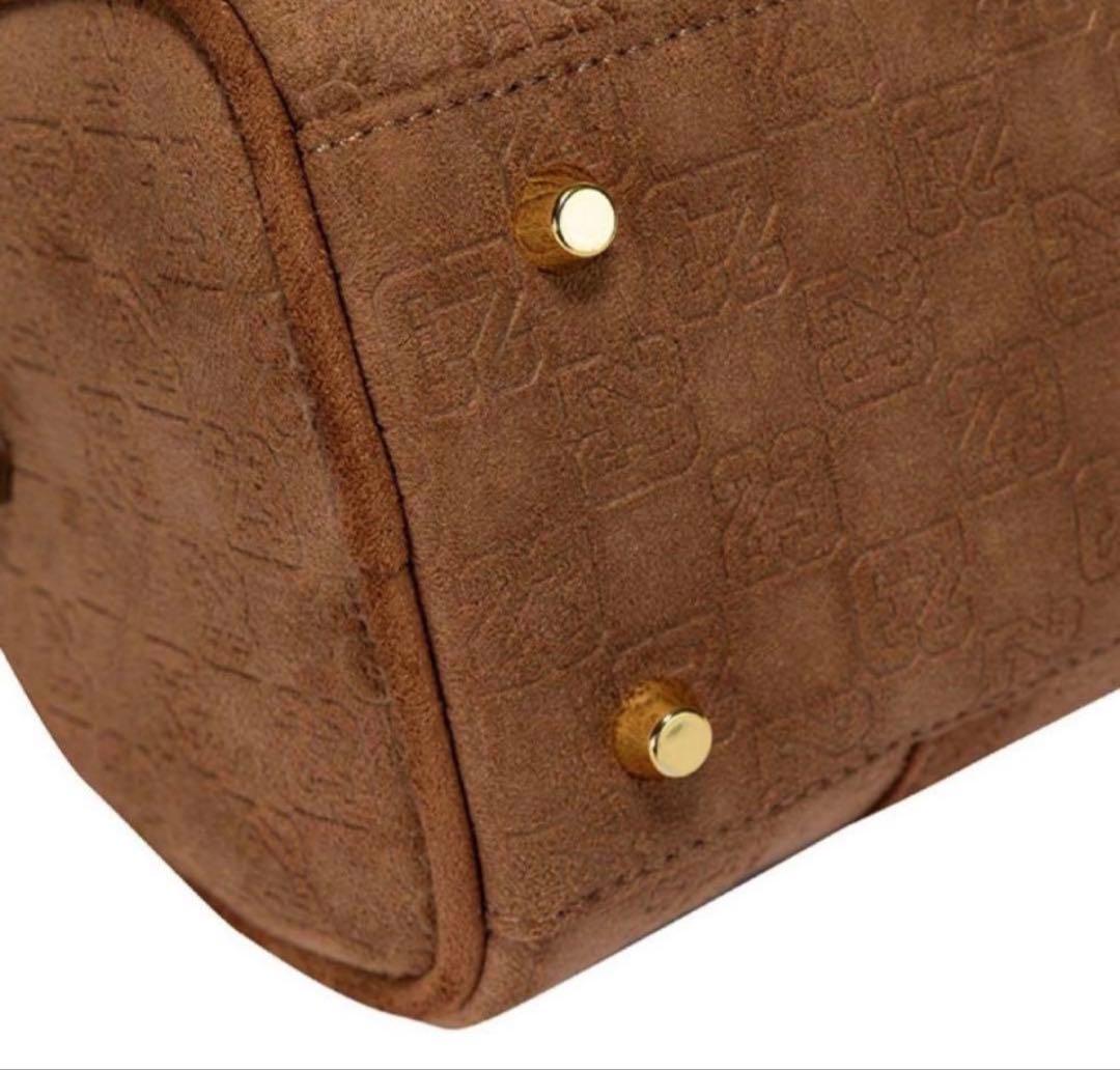 海外限定 Jordan モノグラム ボストンバッグ ライト IQ5743-299 - メルカリ