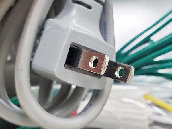 Z680/試運転のみ/タテ型冷蔵庫/大和冷機/ダイワ/100V/2025年 - メルカリ