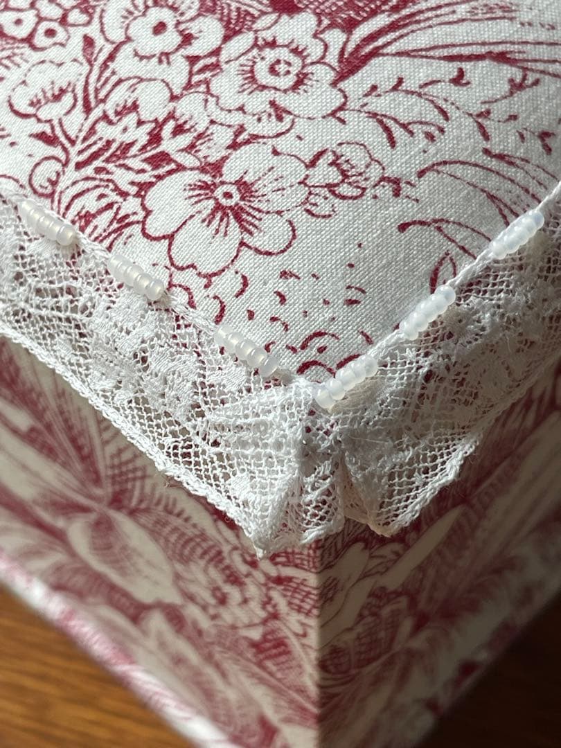 カルトナージュボックス レアなアンティーク生地