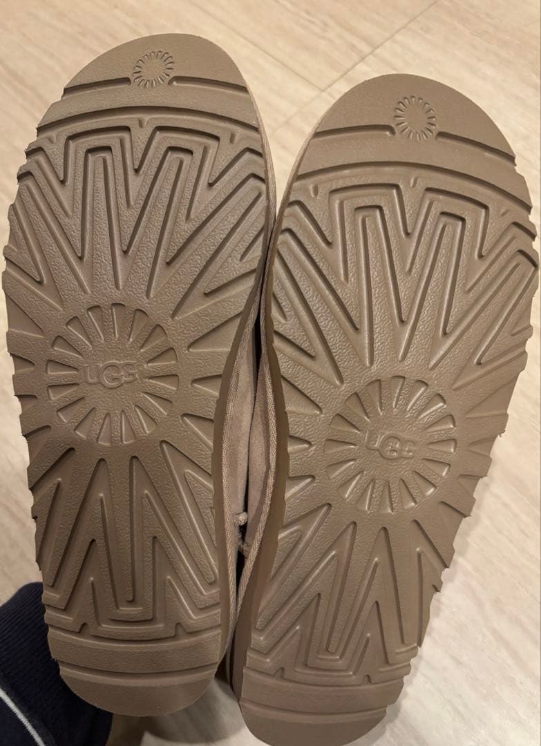 《美品》UGG CLASSIC MICRO サイズ8