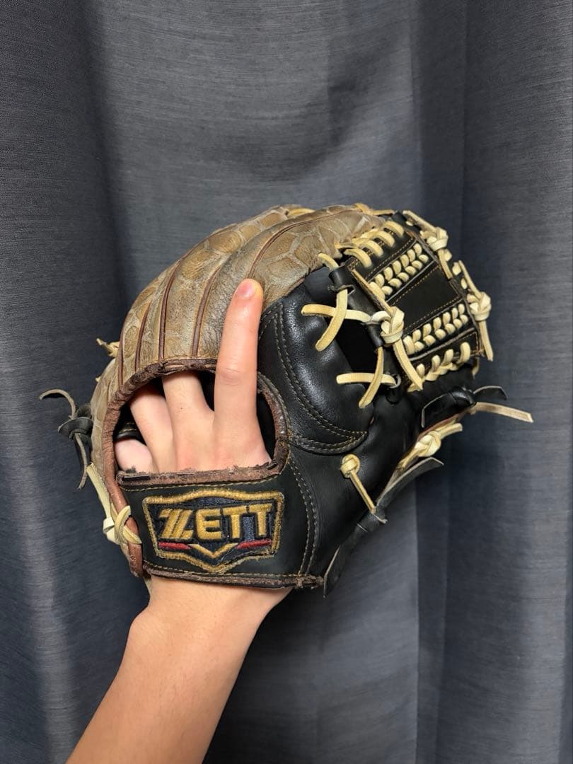 ZETTプロステイタス 硬式オーダー内野手用グローブ 即戦力‼️良型‼️佐藤印あり 野球 ゼット プロステイタス 硬式グローブ 内野手 ZETT 硬式 グラブ