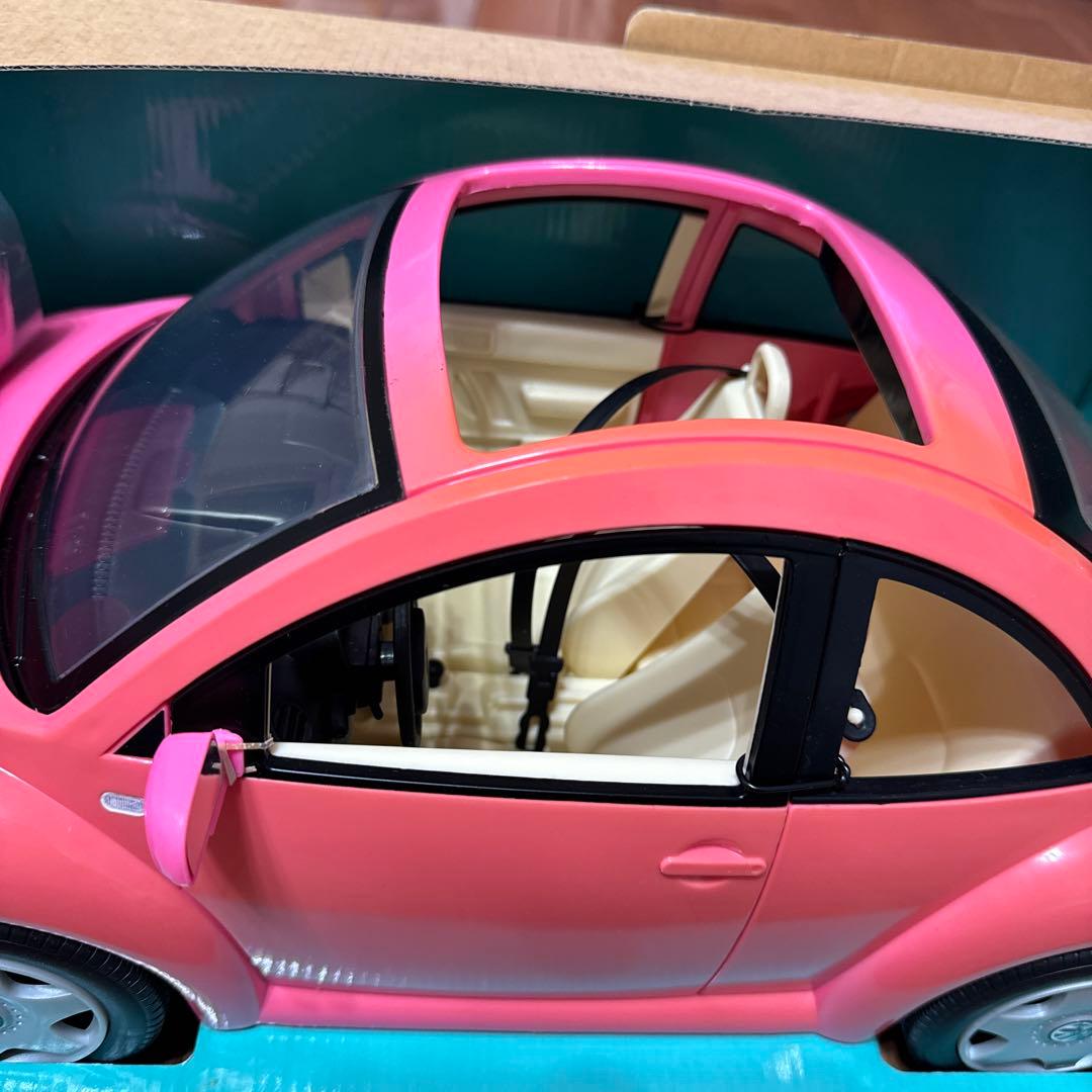 新品未使用 バービー フォルクスワーゲン ニュービートル 車 ミニカー