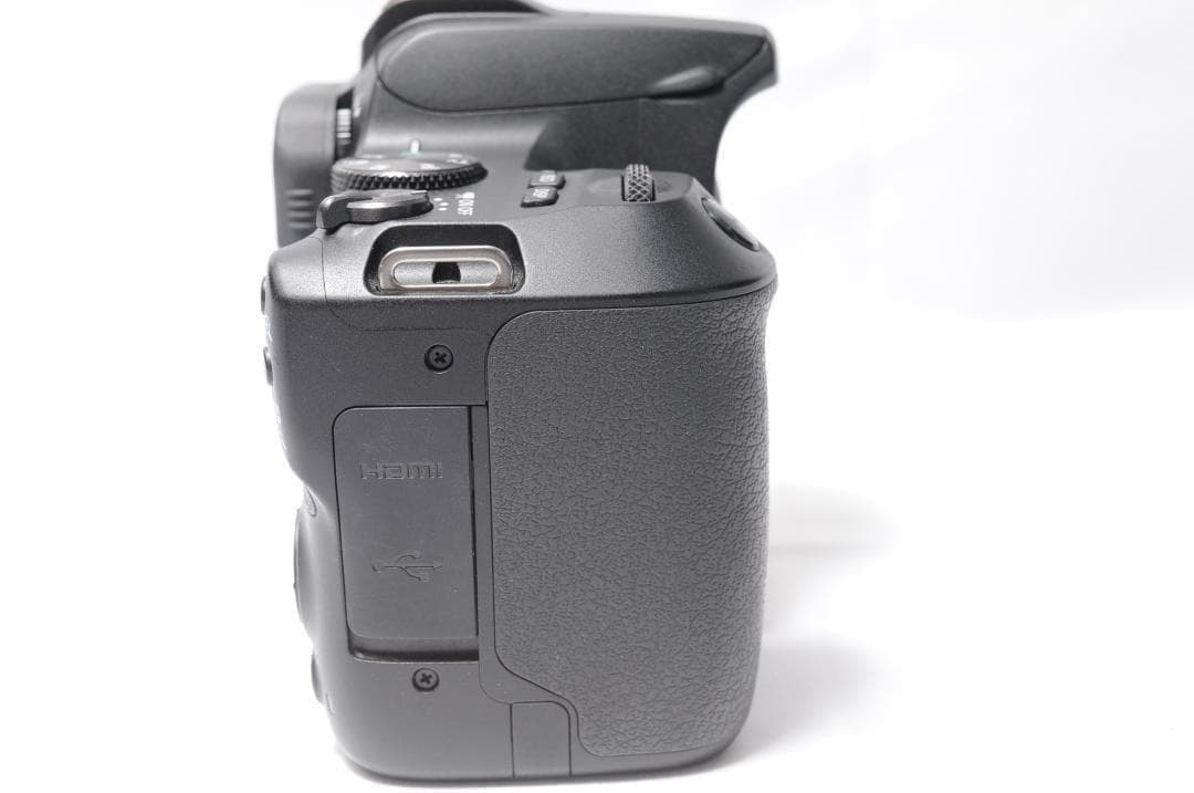 ✨Canon Kiss X10✨4K動画❣️Wi-Fi❣️自撮❣️手振補正❣️ - メルカリ